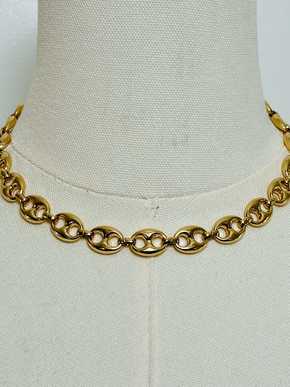 Gold-Plated Chunky Coffee Bean Pig Nose Mariner Puffer Link Chain Necklace